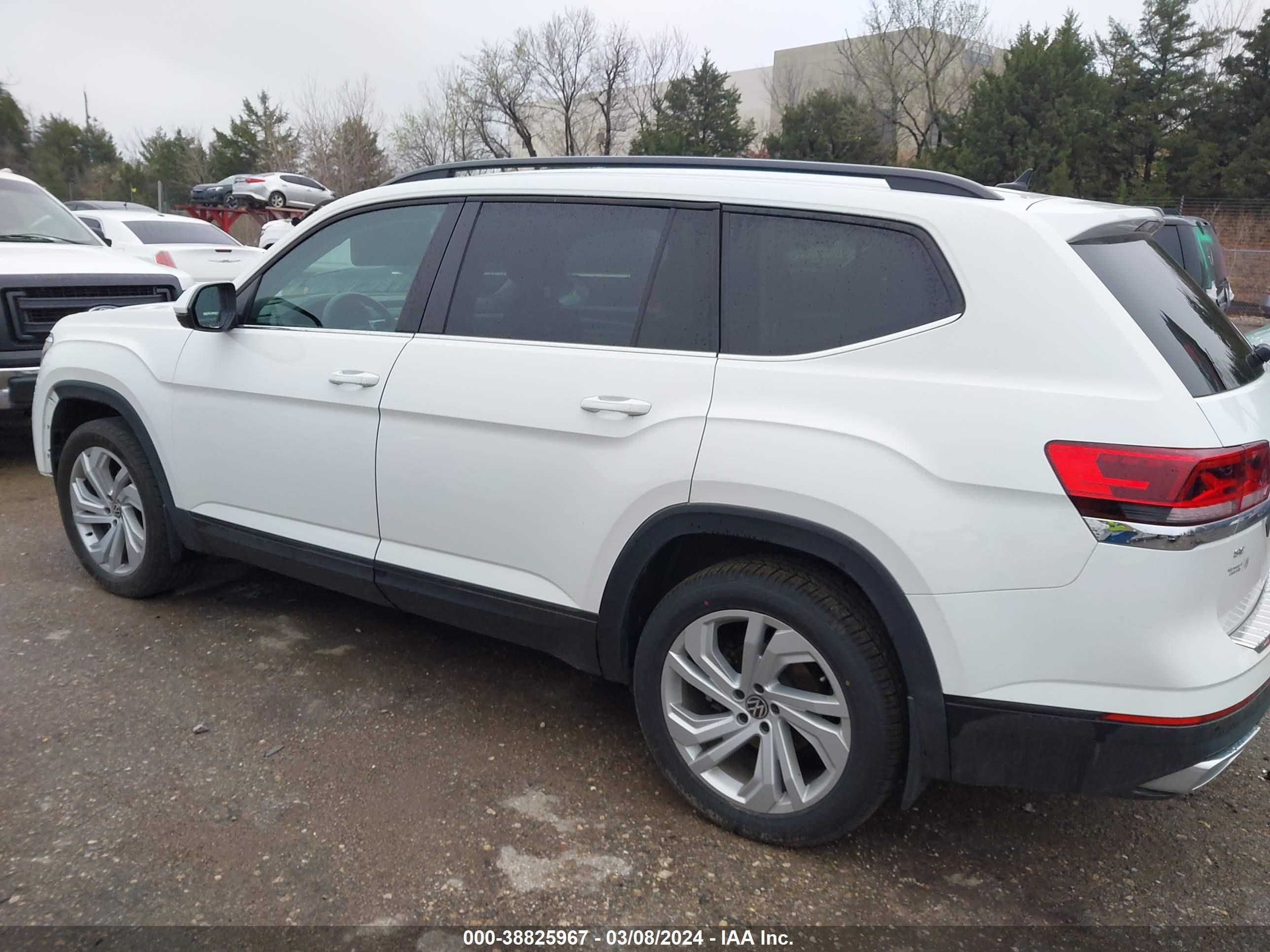 Photo 14 VIN: 1V2HP2CA3NC545077 - VOLKSWAGEN ATLAS 