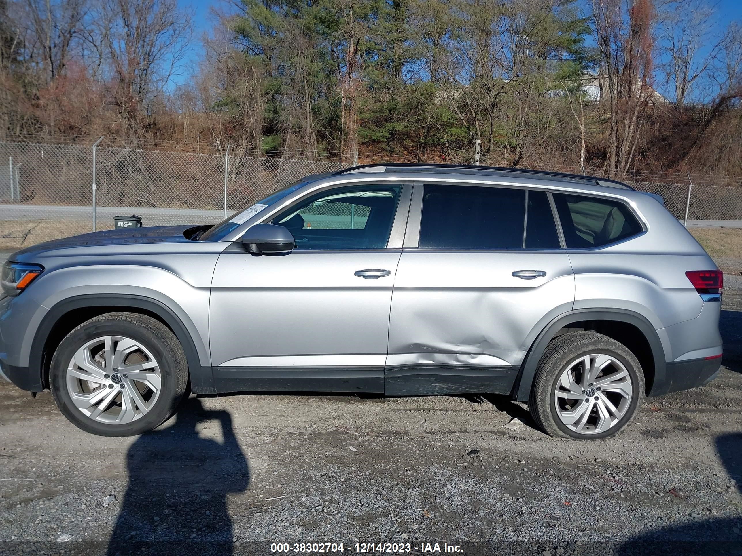 Photo 13 VIN: 1V2HR2CA5MC578073 - VOLKSWAGEN ATLAS 