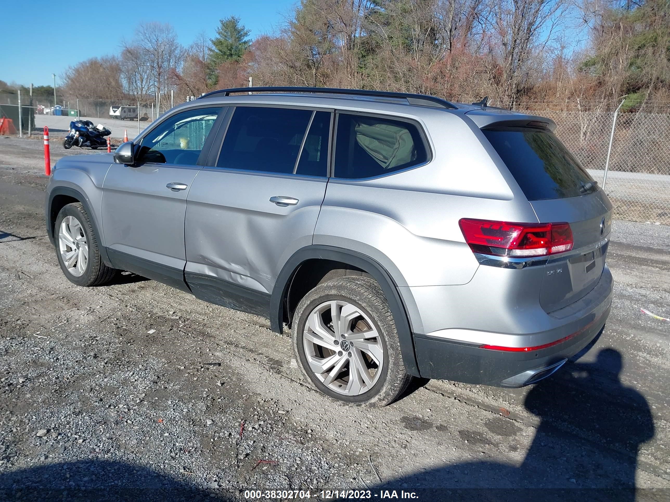 Photo 2 VIN: 1V2HR2CA5MC578073 - VOLKSWAGEN ATLAS 