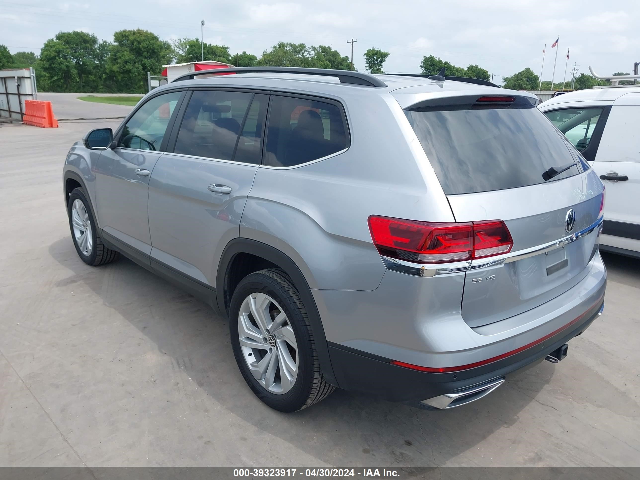 Photo 2 VIN: 1V2HR2CA7NC542838 - VOLKSWAGEN ATLAS 