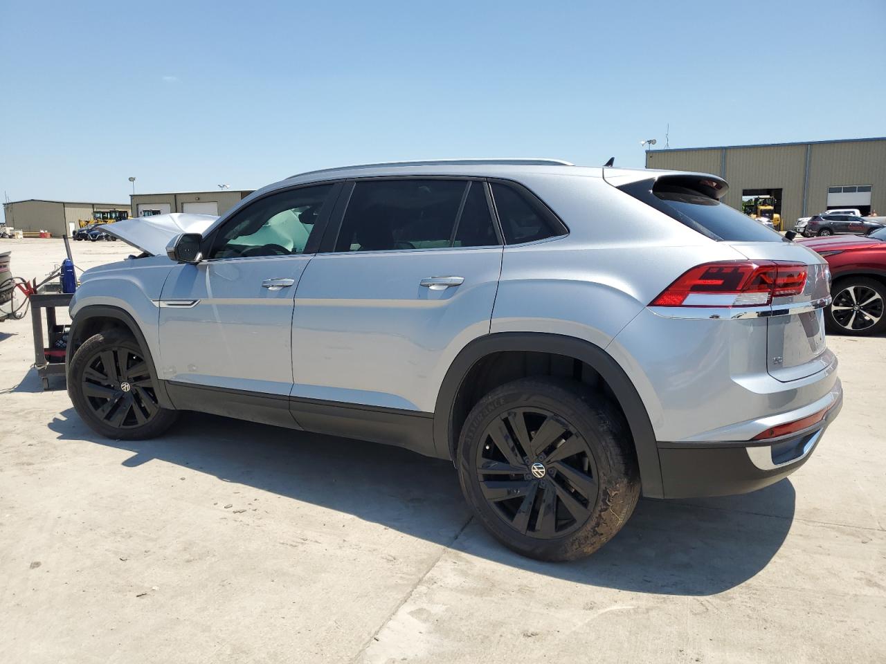 Photo 1 VIN: 1V2JC2CA9NC230068 - VOLKSWAGEN ATLAS CROS 