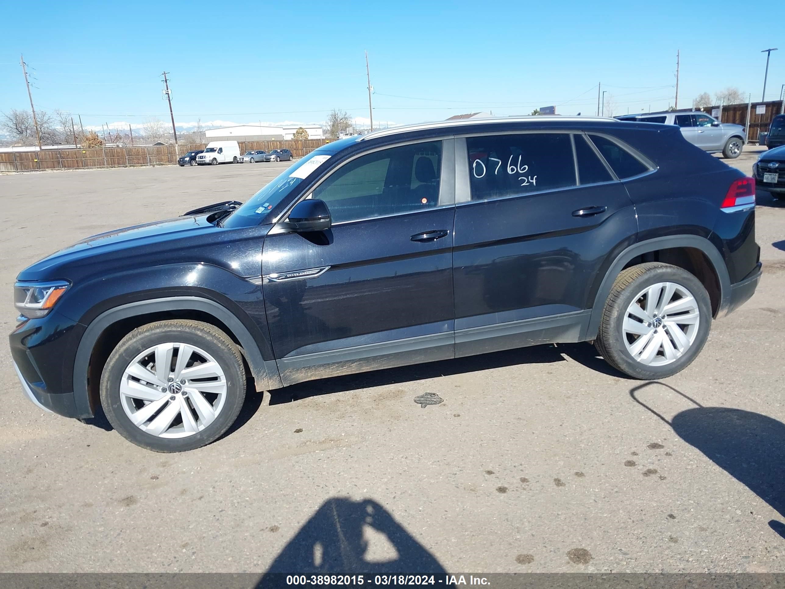 Photo 13 VIN: 1V2JE2CA0NC231331 - VOLKSWAGEN ATLAS CROSS SPORT 