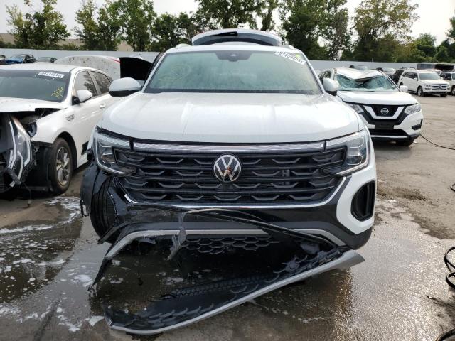 Photo 4 VIN: 1V2JE2CA2RC243602 - VOLKSWAGEN ATLAS CROS 