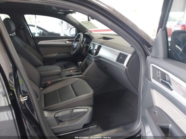 Photo 4 VIN: 1V2JE2CAXMC239595 - VOLKSWAGEN ATLAS CROSS SPORT 