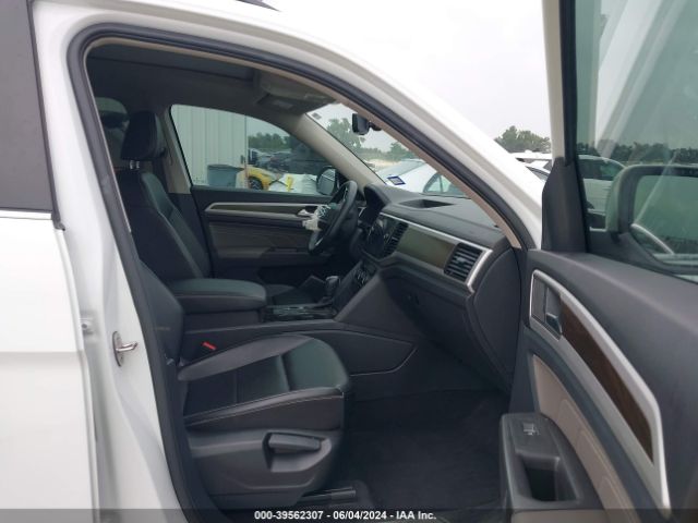 Photo 4 VIN: 1V2JP2CA2NC530006 - VOLKSWAGEN ATLAS 