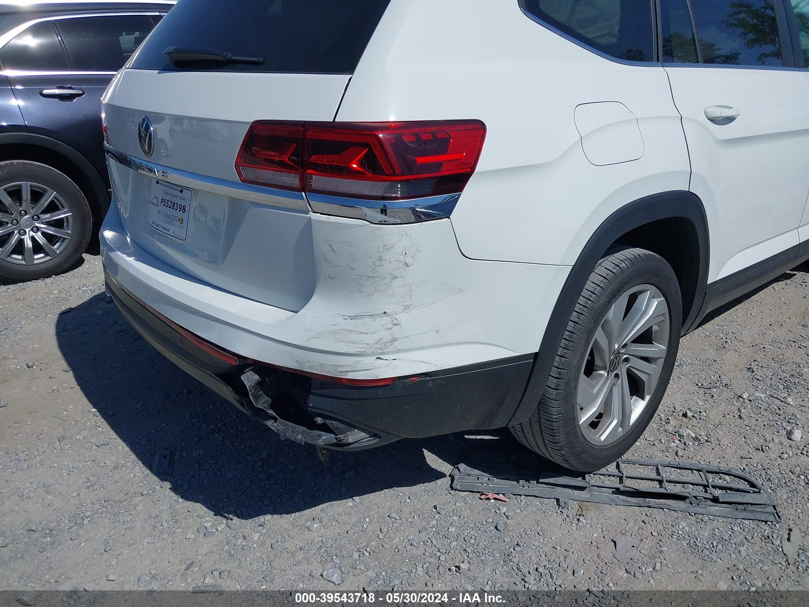 Photo 5 VIN: 1V2JP2CA4MC565872 - VOLKSWAGEN ATLAS 