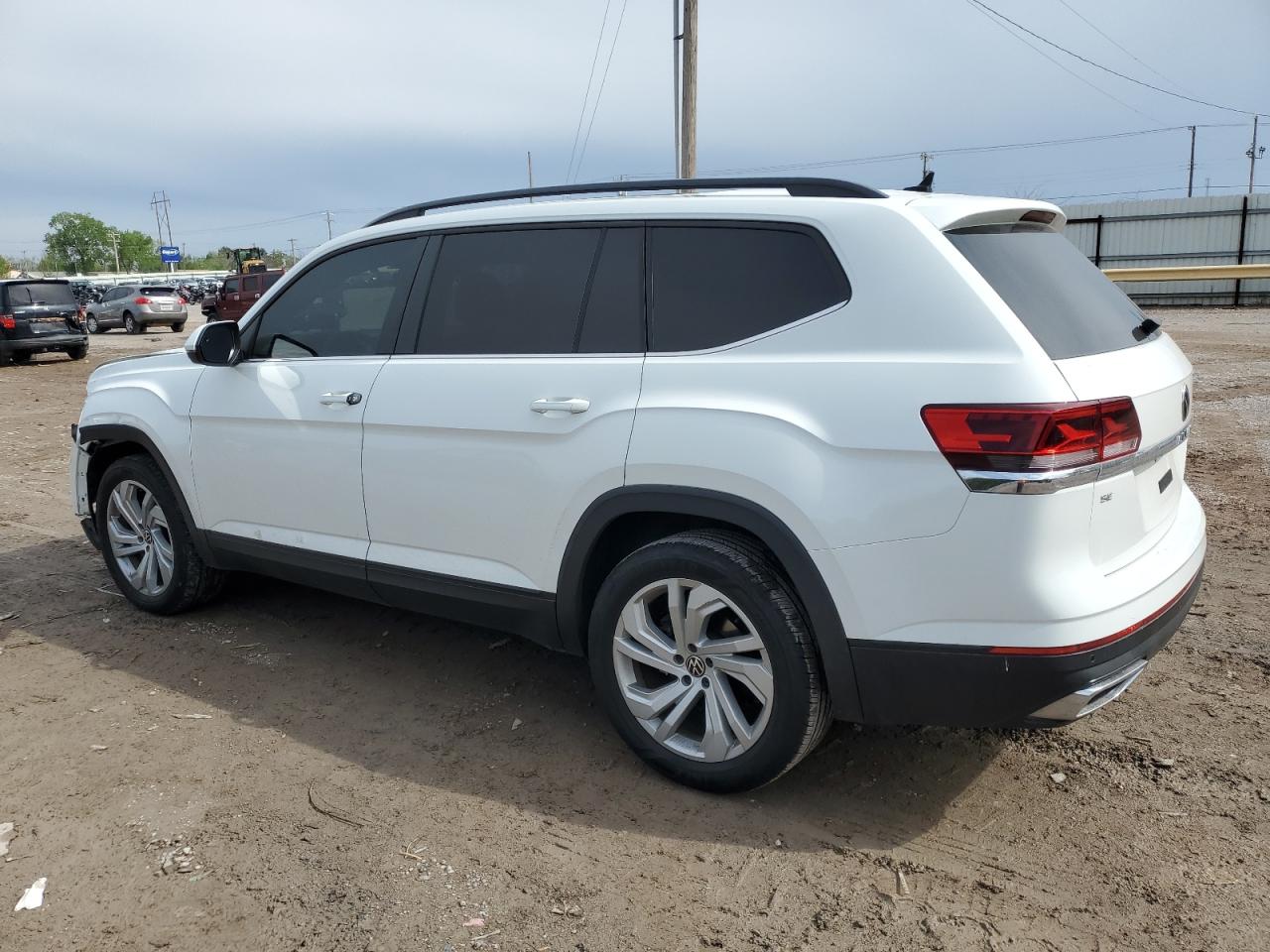 Photo 1 VIN: 1V2JP2CAXMC558313 - VOLKSWAGEN ATLAS 