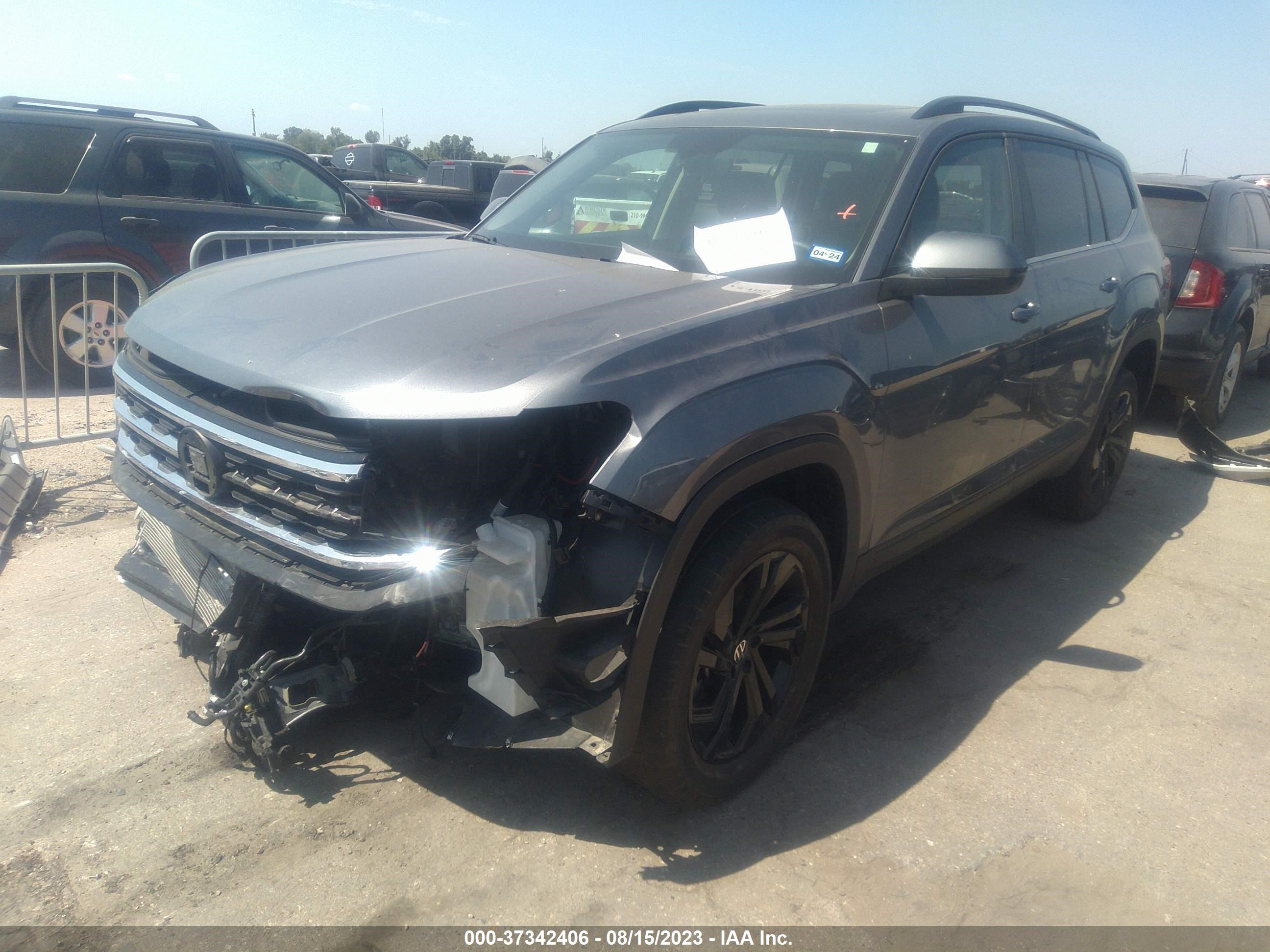 Photo 1 VIN: 1V2JR2CA7NC559608 - VOLKSWAGEN ATLAS 