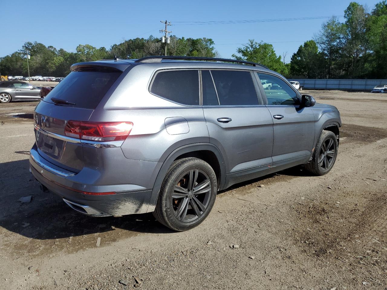 Photo 2 VIN: 1V2JR2CA7NC561553 - VOLKSWAGEN ATLAS 