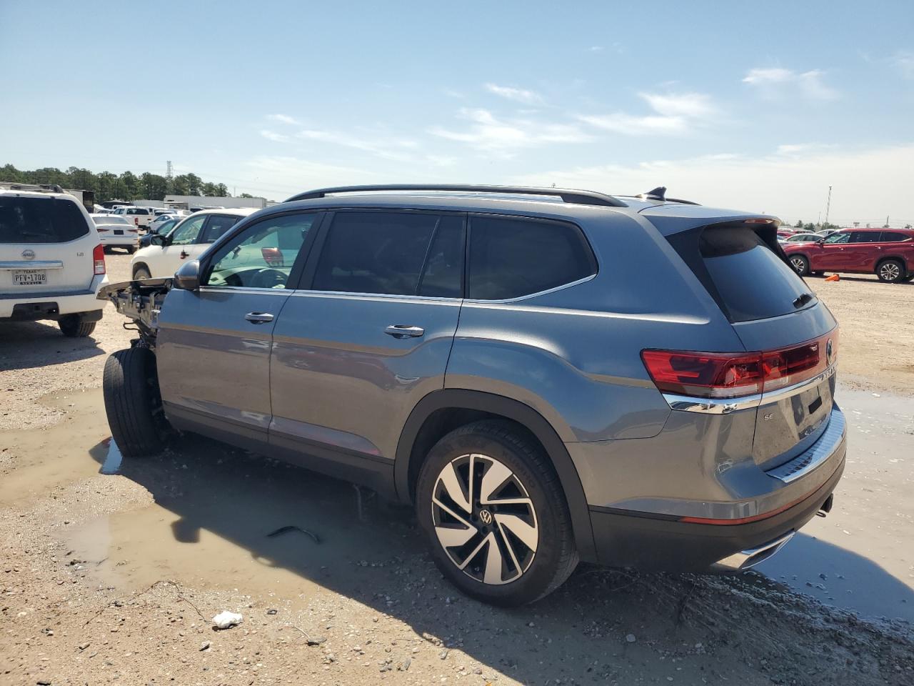 Photo 1 VIN: 1V2JR2CAXRC502146 - VOLKSWAGEN ATLAS 