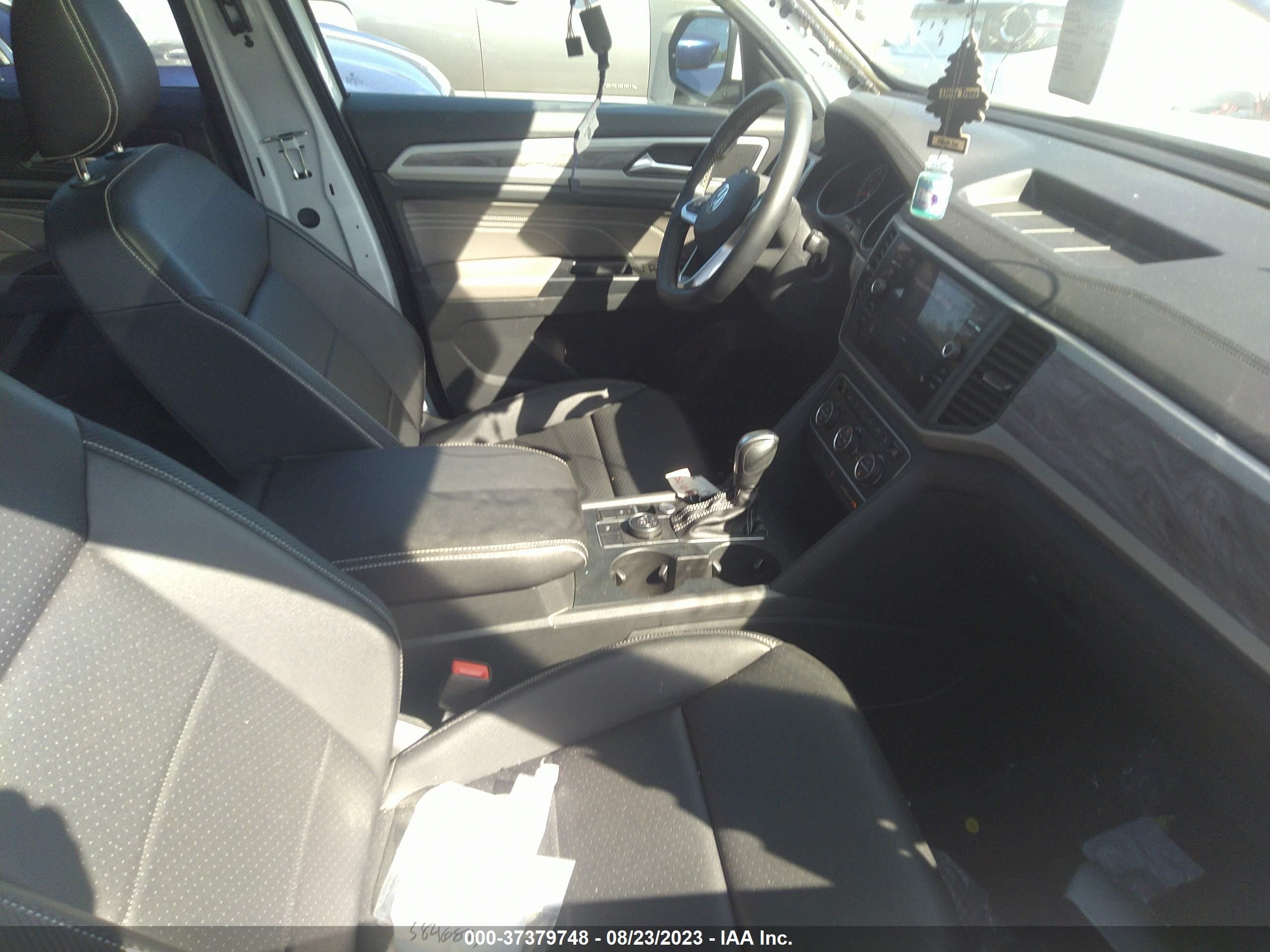 Photo 4 VIN: 1V2KC2CA2MC211655 - VOLKSWAGEN ATLAS CROSS SPORT 