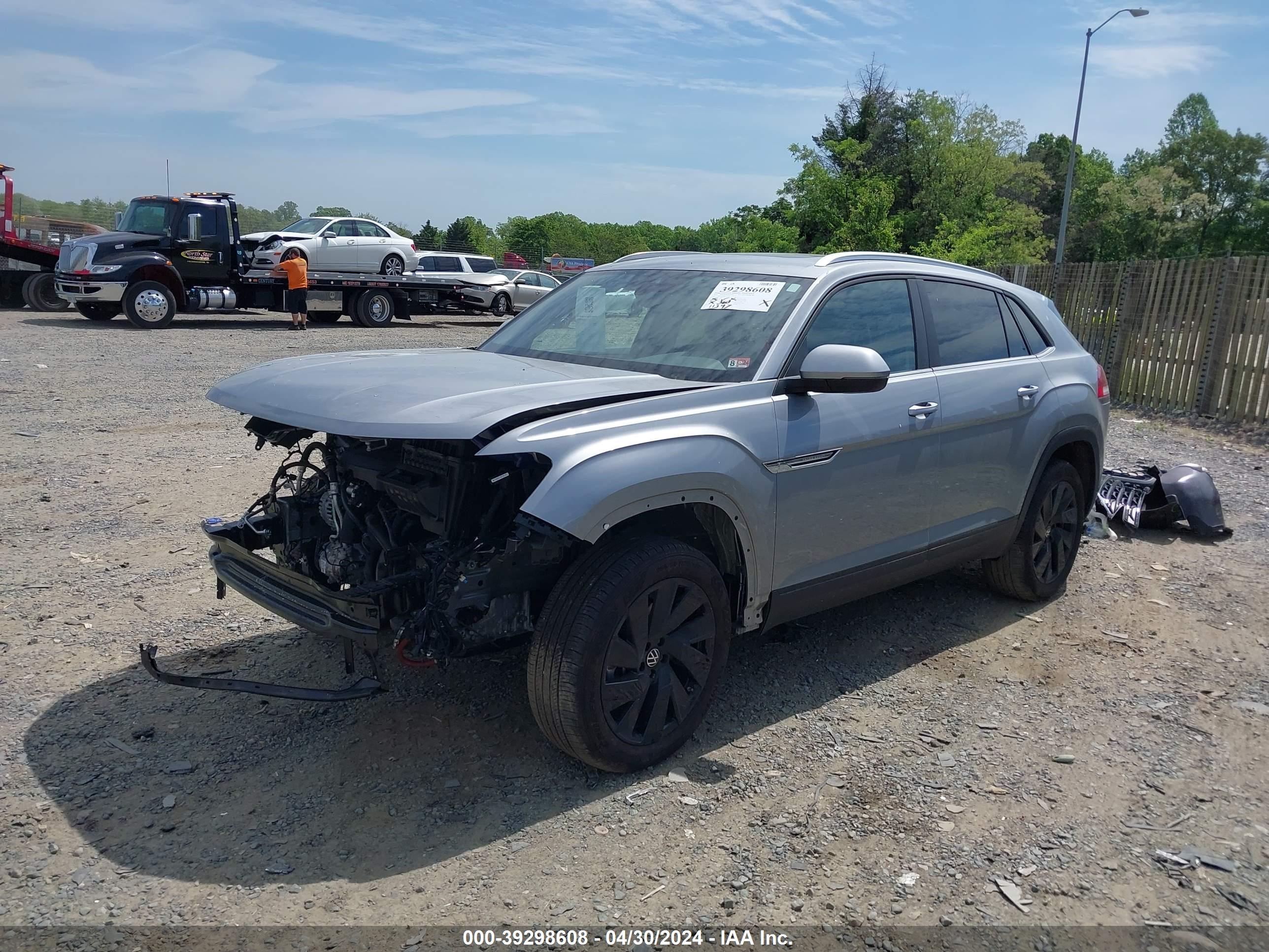 Photo 1 VIN: 1V2KE2CA0RC202258 - VOLKSWAGEN ATLAS CROSS SPORT 