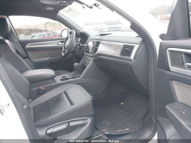 Photo 4 VIN: 1V2KE2CA2MC233133 - VOLKSWAGEN ATLAS CROSS SPORT 