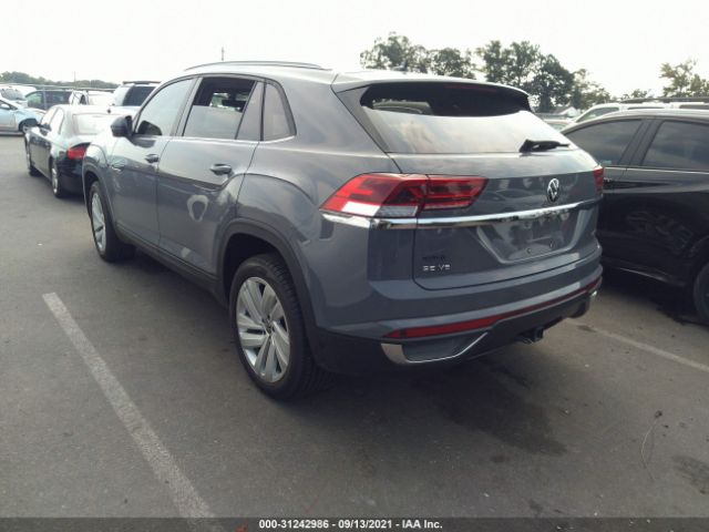 Photo 2 VIN: 1V2KE2CAXMC220033 - VOLKSWAGEN ATLAS CROSS SPORT 