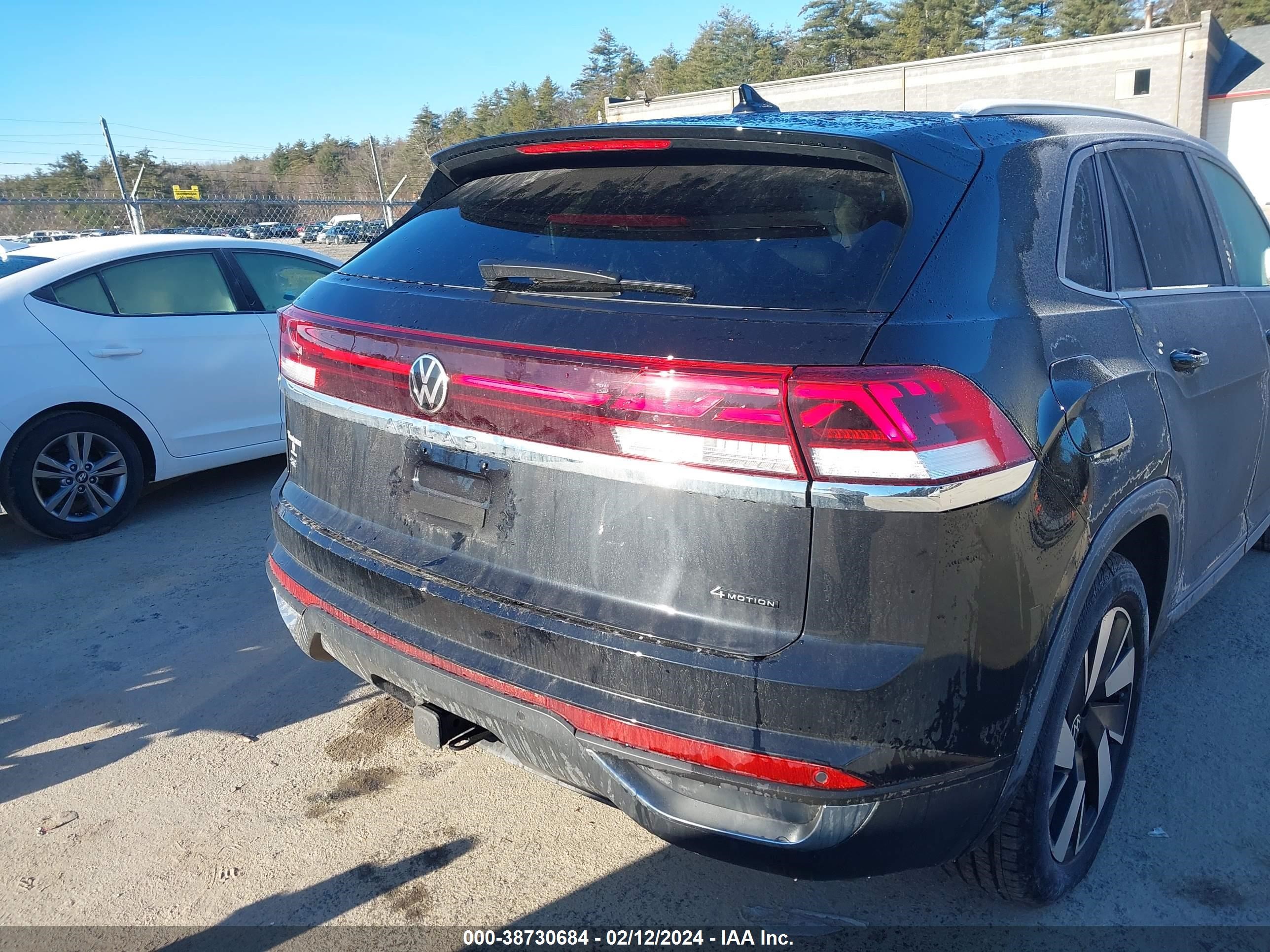 Photo 15 VIN: 1V2KE2CAXRC203272 - VOLKSWAGEN ATLAS CROSS SPORT 