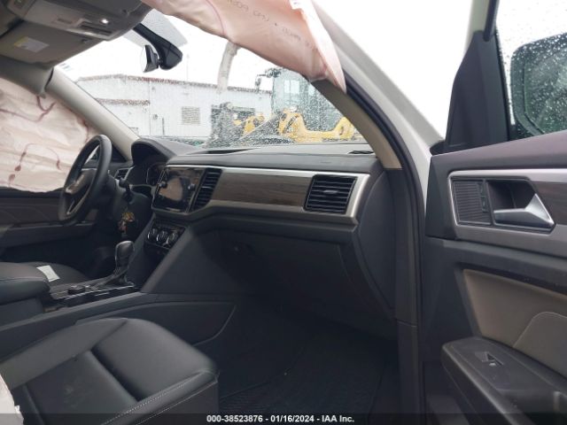 Photo 4 VIN: 1V2KP2CA4PC504739 - VOLKSWAGEN ATLAS 