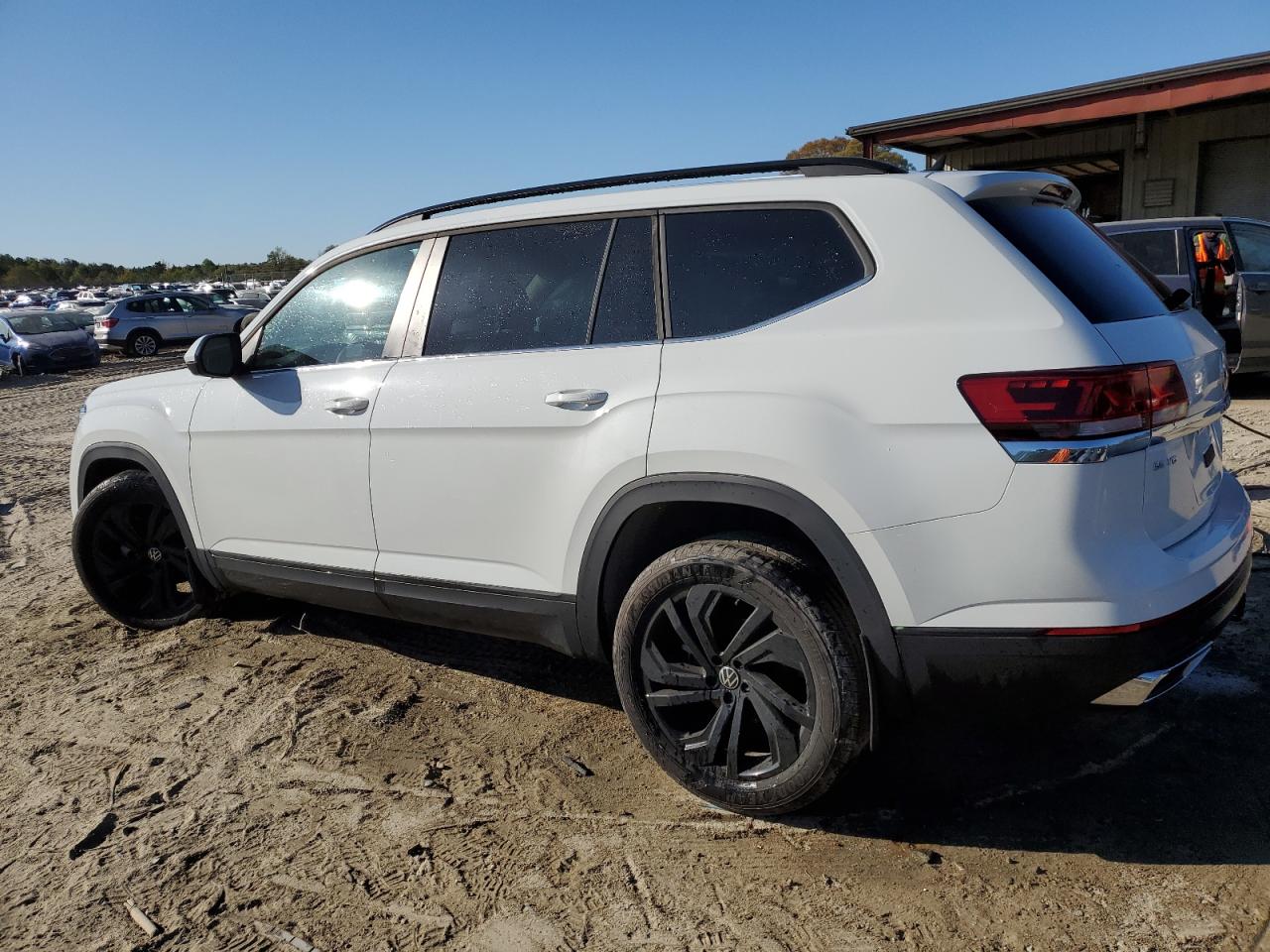 Photo 1 VIN: 1V2KR2CA0PC547338 - VOLKSWAGEN ATLAS 