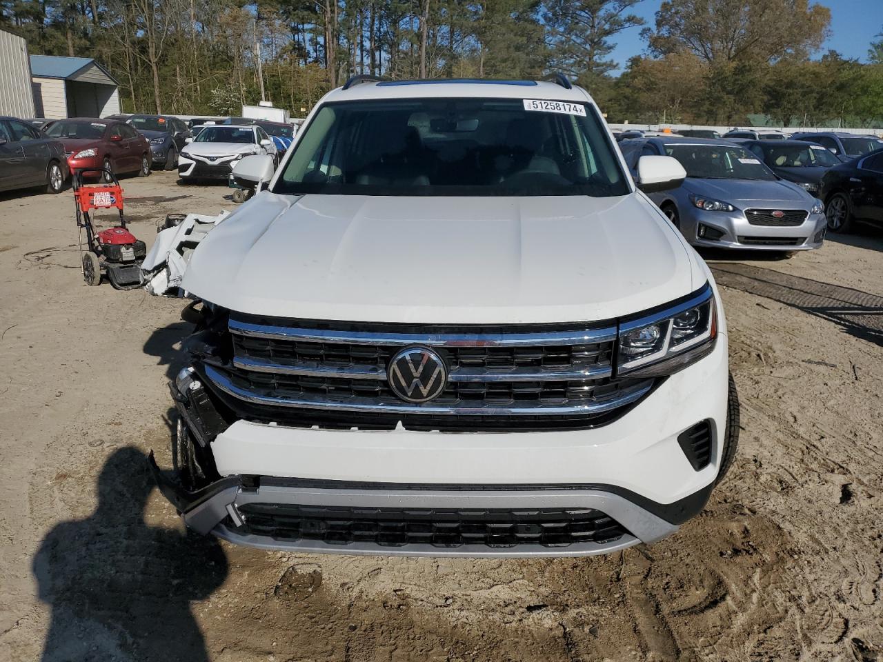 Photo 4 VIN: 1V2KR2CA0PC547338 - VOLKSWAGEN ATLAS 