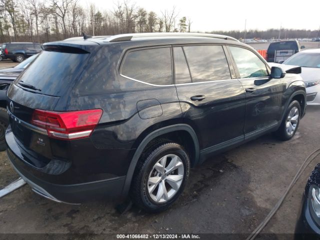 Photo 3 VIN: 1V2KR2CAXJC561707 - VOLKSWAGEN ATLAS 