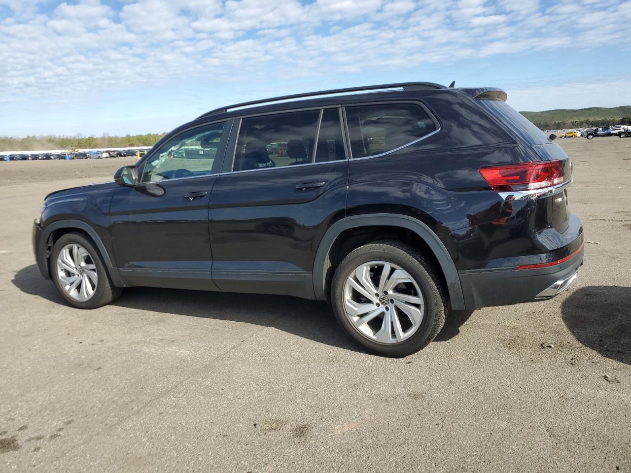 Photo 1 VIN: 1V2KR2CAXMC558181 - VOLKSWAGEN ATLAS 