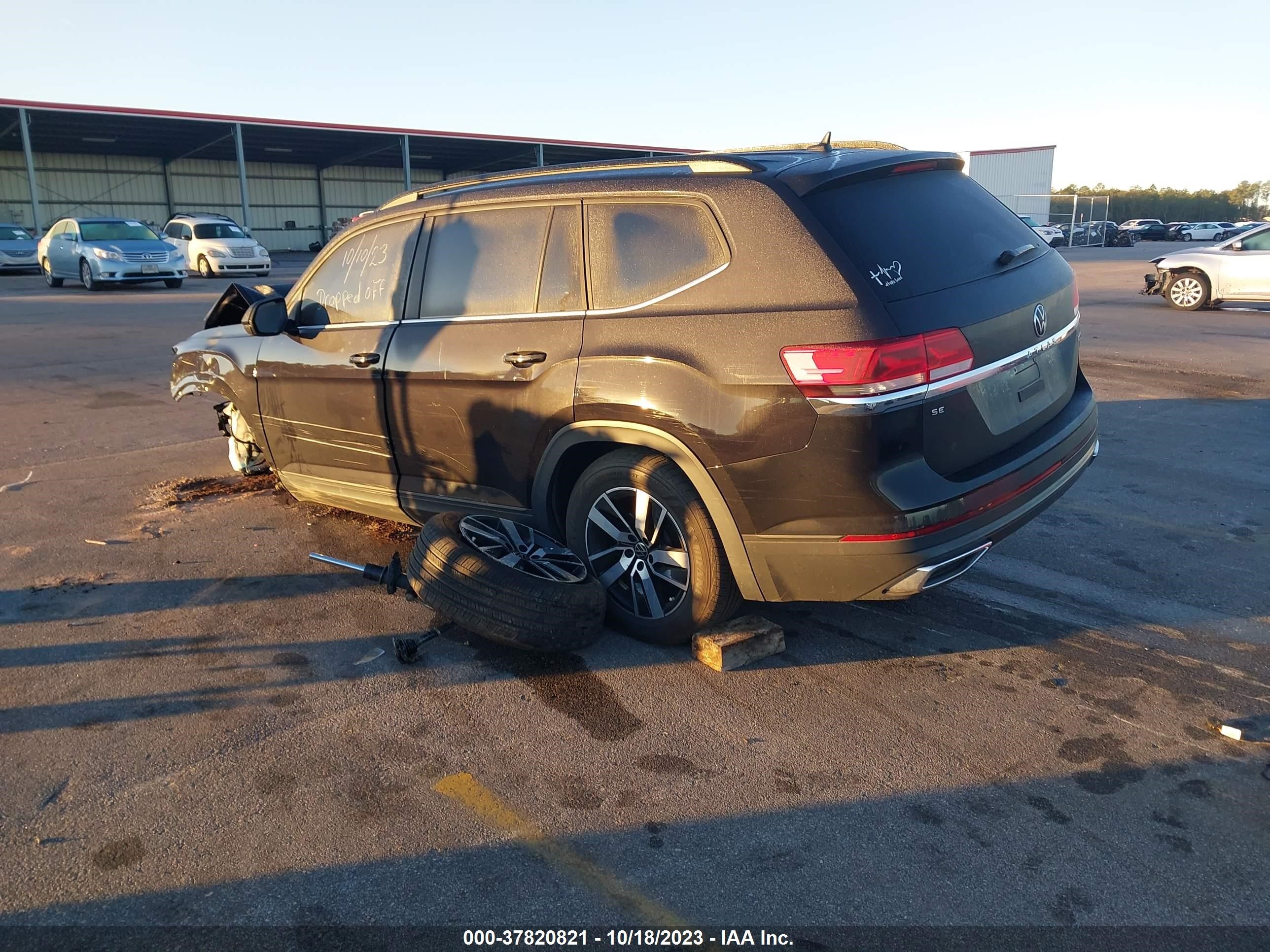 Photo 2 VIN: 1V2LP2CA5MC574413 - VOLKSWAGEN ATLAS 