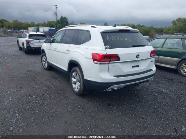 Photo 2 VIN: 1V2LR2CA2JC560118 - VOLKSWAGEN ATLAS 