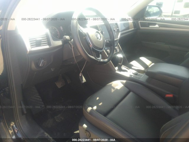 Photo 4 VIN: 1V2LR2CA3JC536975 - VOLKSWAGEN ATLAS 