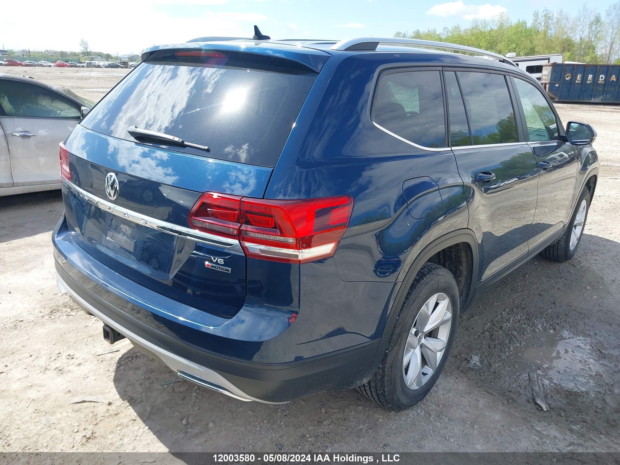 Photo 3 VIN: 1V2LR2CA4JC555177 - VOLKSWAGEN ATLAS 