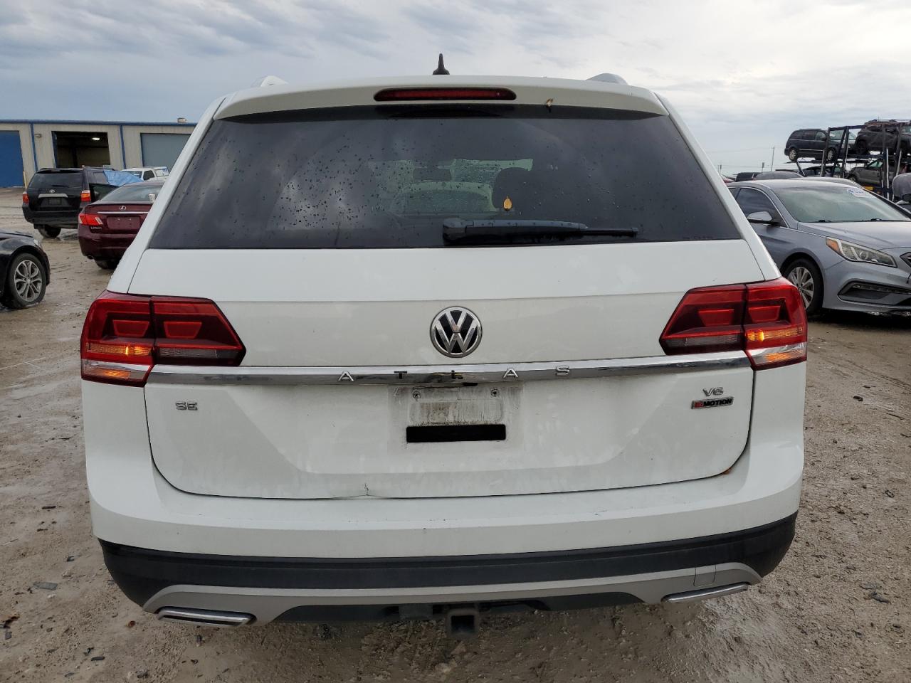 Photo 5 VIN: 1V2LR2CA6KC562634 - VOLKSWAGEN ATLAS 