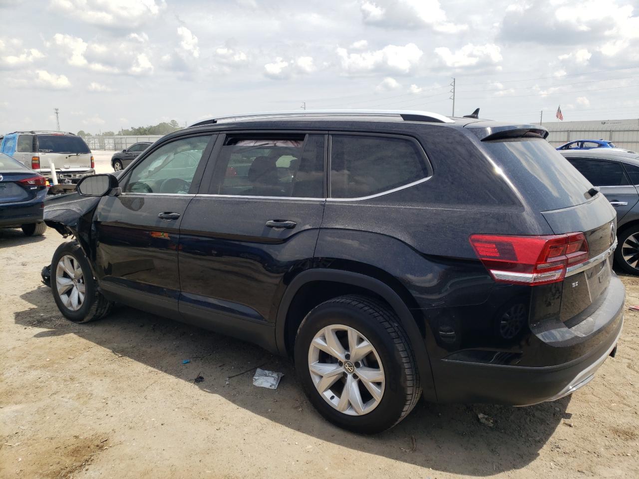 Photo 1 VIN: 1V2LR2CA9KC623491 - VOLKSWAGEN ATLAS 