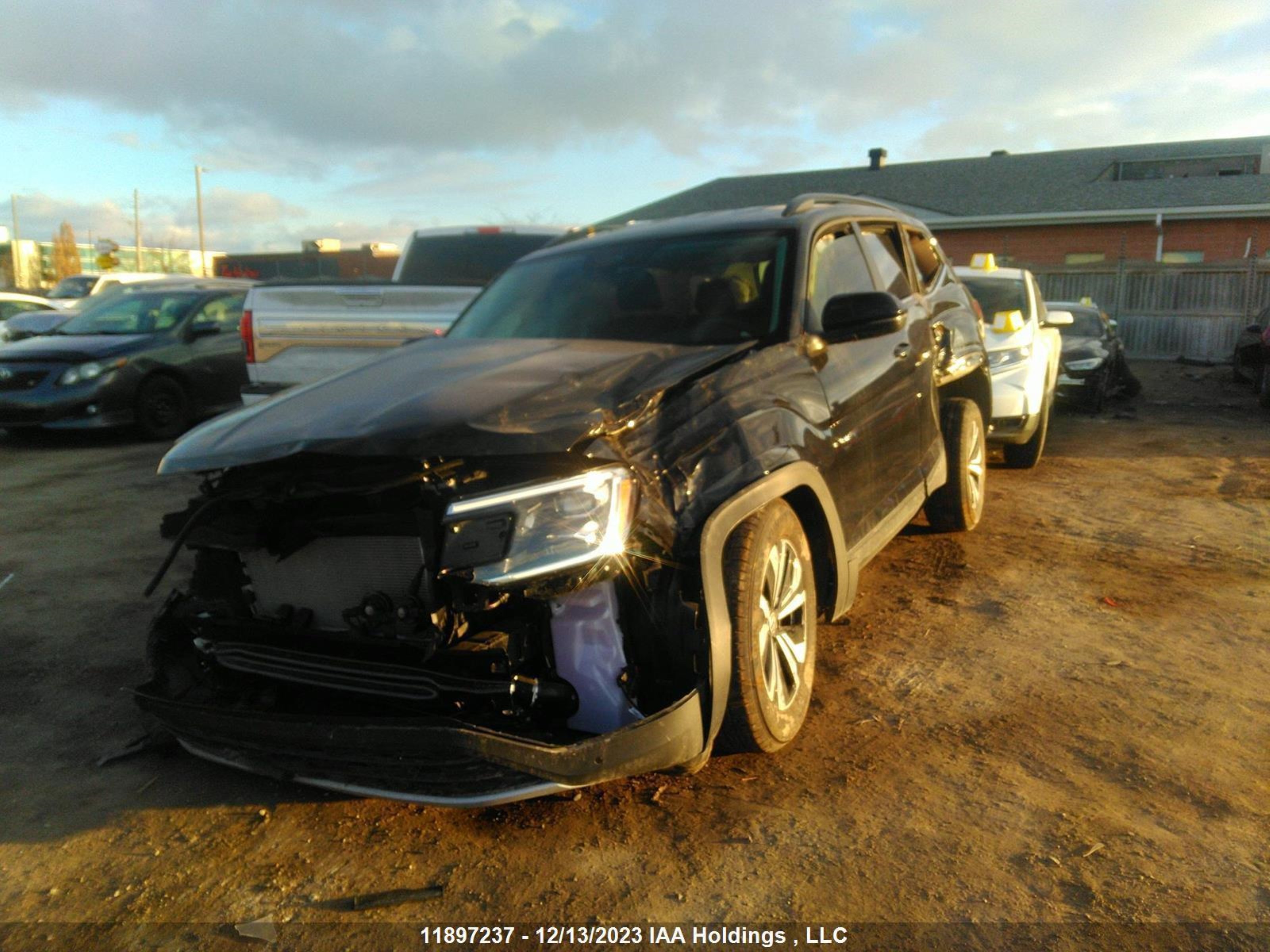 Photo 1 VIN: 1V2LR2CA9RC522056 - VOLKSWAGEN ATLAS 