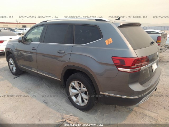 Photo 2 VIN: 1V2MR2CA2JC526751 - VOLKSWAGEN ATLAS 