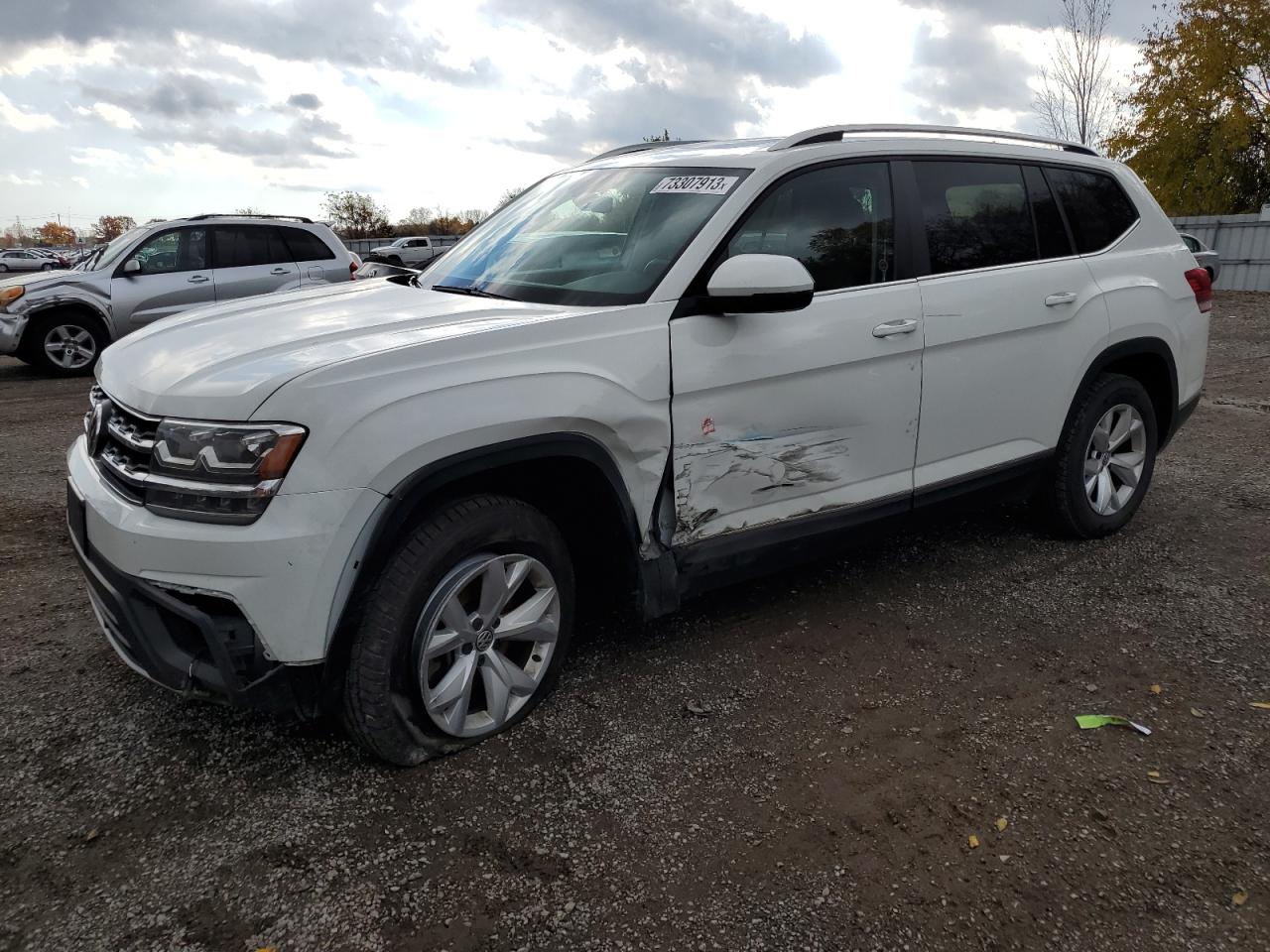 Photo 0 VIN: 1V2MR2CA6KC545689 - VOLKSWAGEN ATLAS 