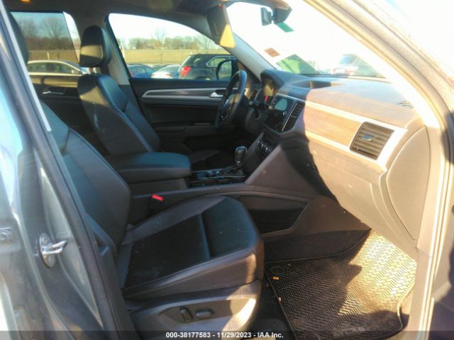 Photo 4 VIN: 1V2MR2CA6KC598182 - VOLKSWAGEN ATLAS 