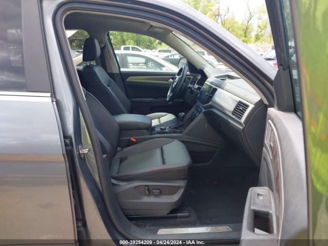 Photo 4 VIN: 1V2MR2CAXKC568988 - VOLKSWAGEN ATLAS 