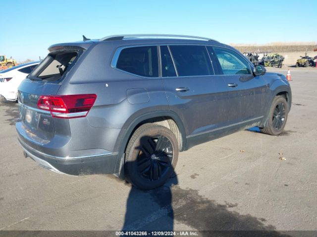 Photo 3 VIN: 1V2NR2CA1JC574231 - VOLKSWAGEN ATLAS 