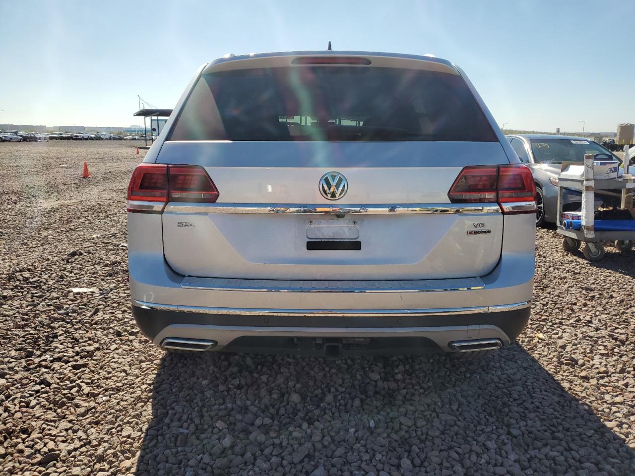 Photo 5 VIN: 1V2NR2CA2KC620196 - VOLKSWAGEN ATLAS 