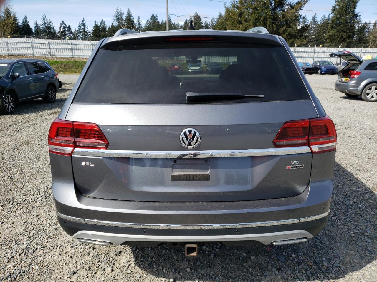 Photo 5 VIN: 1V2NR2CA3JC559777 - VOLKSWAGEN ATLAS 