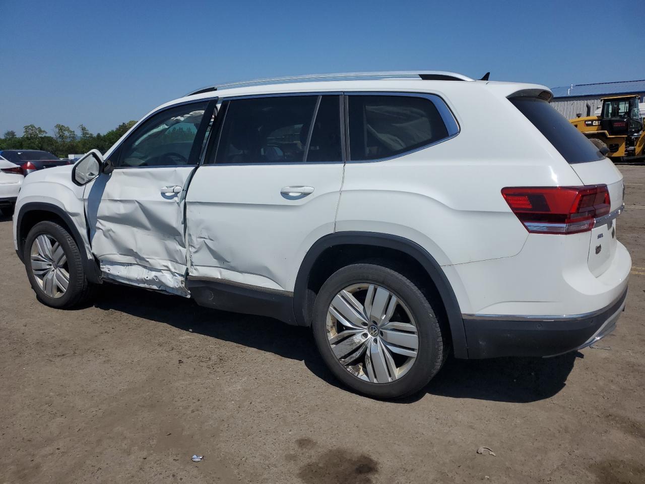 Photo 1 VIN: 1V2NR2CA5JC579206 - VOLKSWAGEN ATLAS 