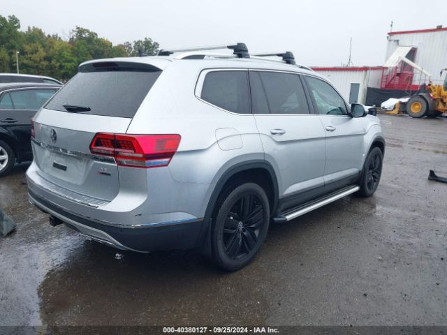 Photo 3 VIN: 1V2NR2CA5KC548278 - VOLKSWAGEN ATLAS 