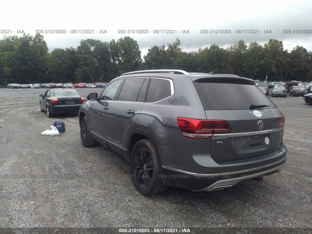 Photo 2 VIN: 1V2NR2CA7JC590479 - VOLKSWAGEN ATLAS 