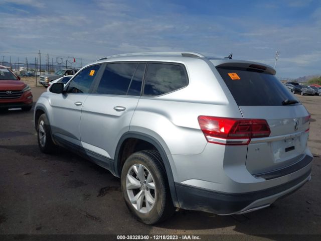 Photo 2 VIN: 1V2RR2CA1JC545569 - VOLKSWAGEN ATLAS 