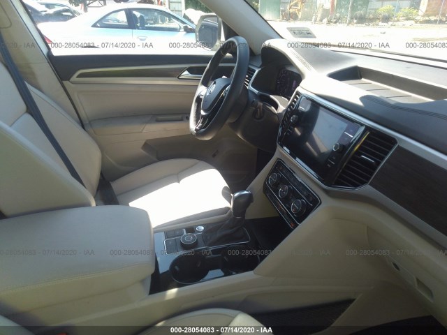 Photo 4 VIN: 1V2RR2CA7KC549336 - VOLKSWAGEN ATLAS 