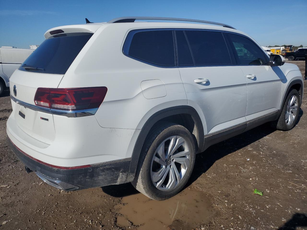 Photo 2 VIN: 1V2TP2CA0MC561374 - VOLKSWAGEN ATLAS 