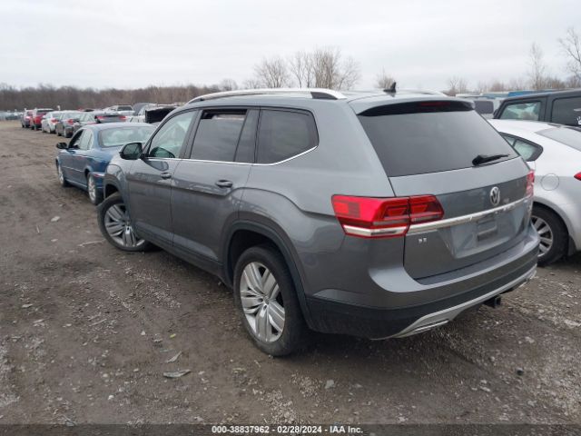 Photo 2 VIN: 1V2UR2CA0KC612495 - VOLKSWAGEN ATLAS 