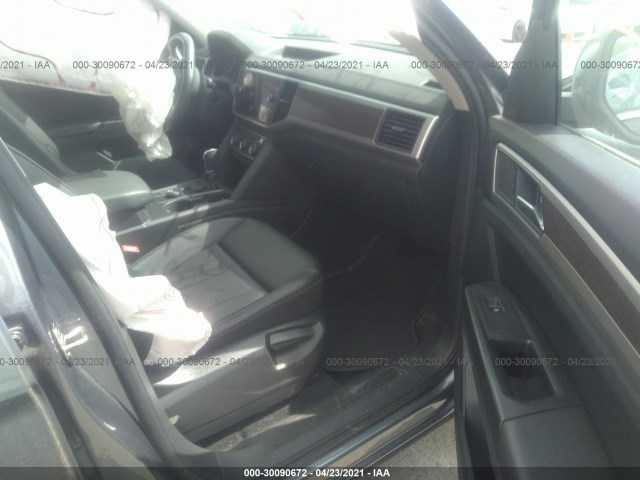 Photo 4 VIN: 1V2UR2CA4KC542449 - VOLKSWAGEN ATLAS 