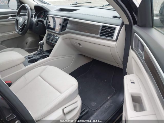 Photo 4 VIN: 1V2UR2CA6KC515074 - VOLKSWAGEN ATLAS 