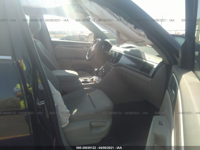 Photo 4 VIN: 1V2UR2CA6KC573699 - VOLKSWAGEN ATLAS 