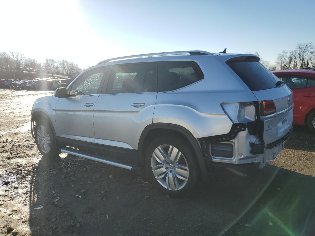 Photo 1 VIN: 1V2UR2CA7KC513530 - VOLKSWAGEN ATLAS 