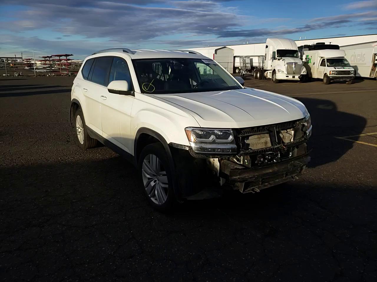 Photo 10 VIN: 1V2UR2CA8KC517912 - VOLKSWAGEN ATLAS SE 